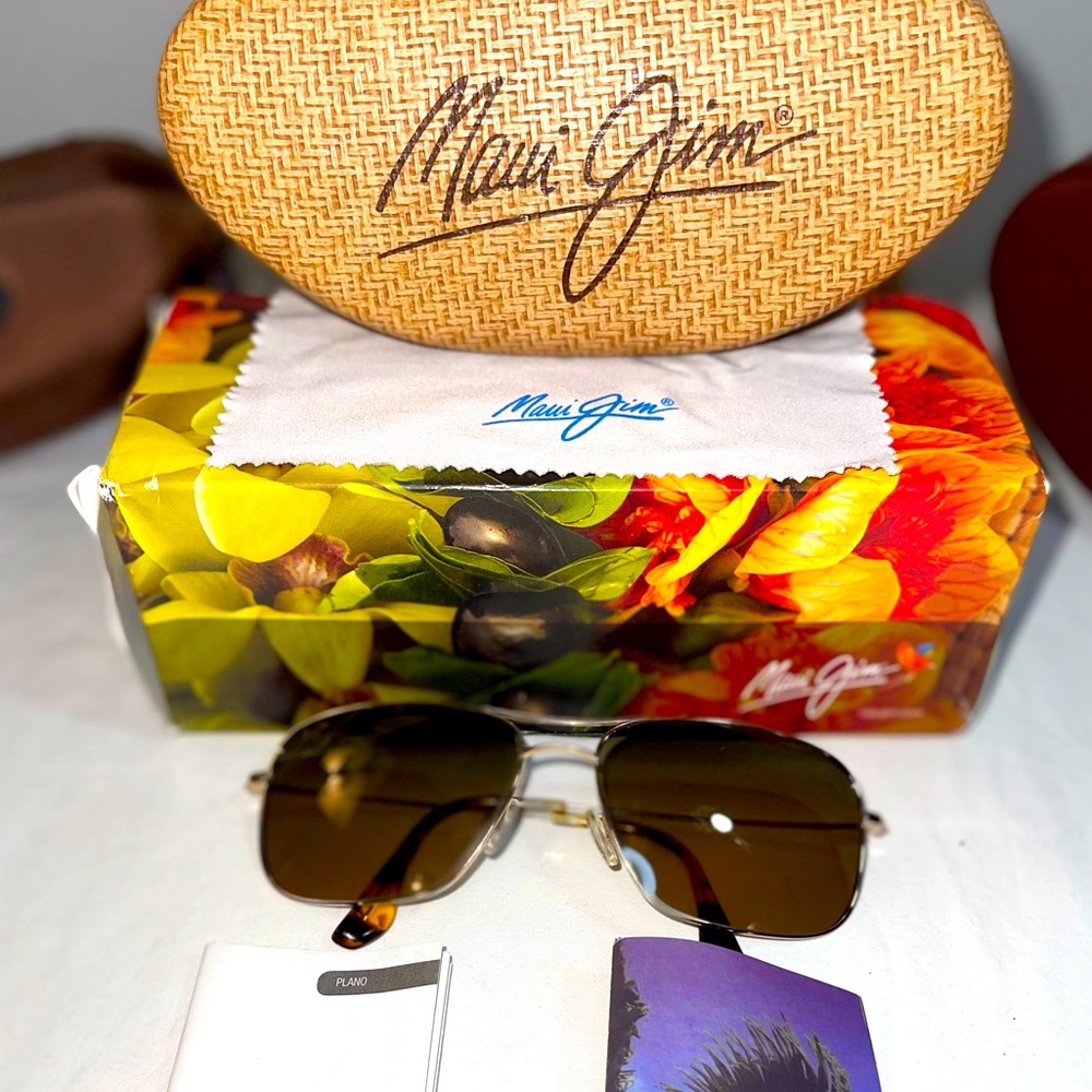Maui Jim WIKI WIKI ~ w/ Original BOX~ Titanium/Polarized